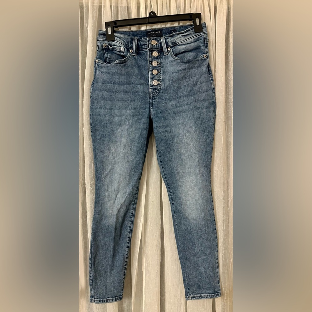 LUCKY BRAND EUC size 6/28 jeans